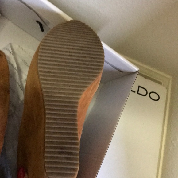 zinngg cognac suede wedges- worn once - Picture 2 of 2